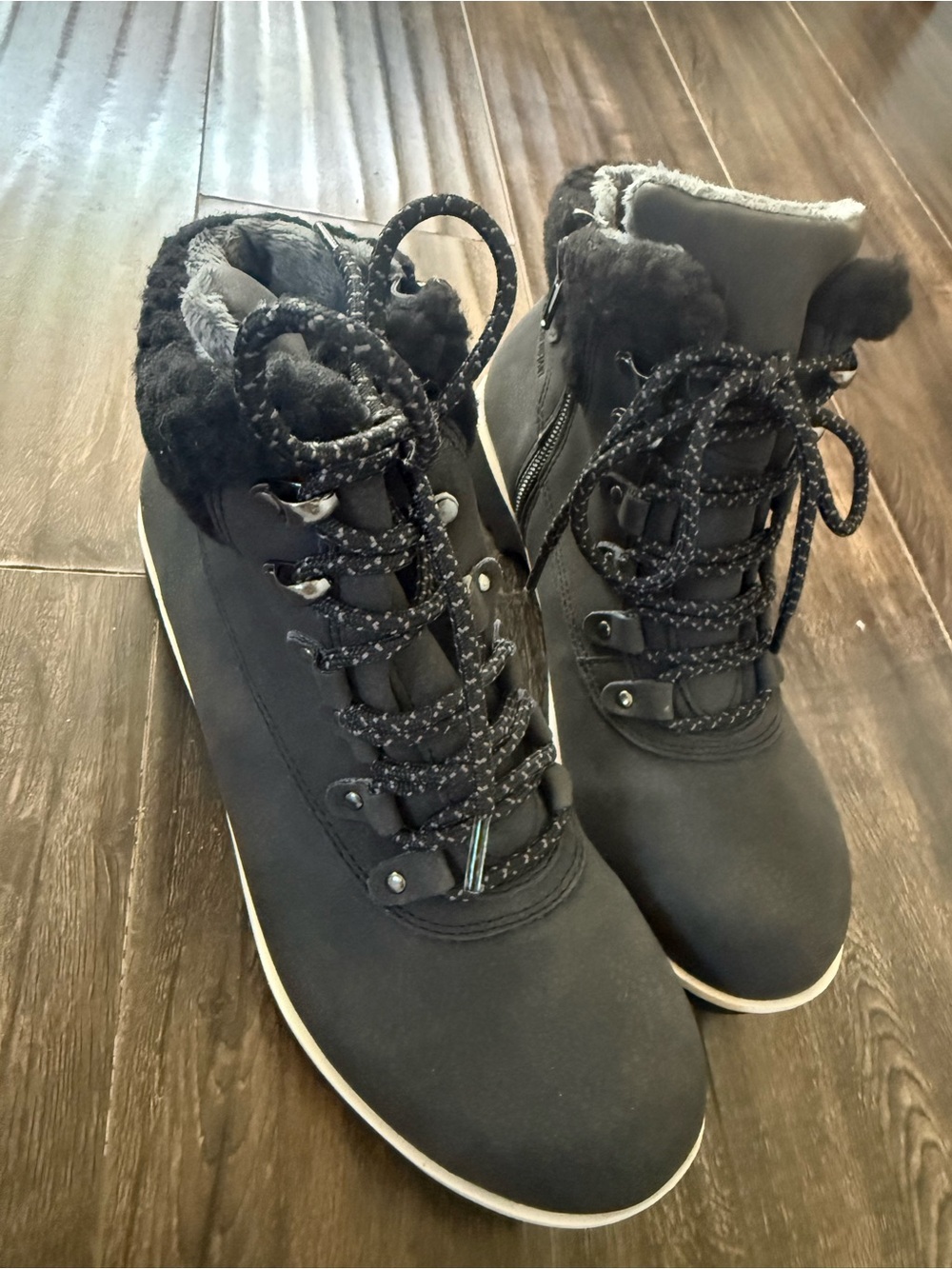 Women's JBU Redrock Water Resistant Boot | Black